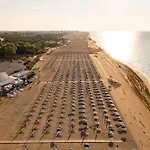 New Vibrant In * Bibione