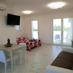 Apartment New Vibrant In *